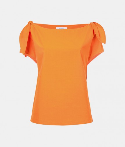 Short Sleeved Hoodie With Step